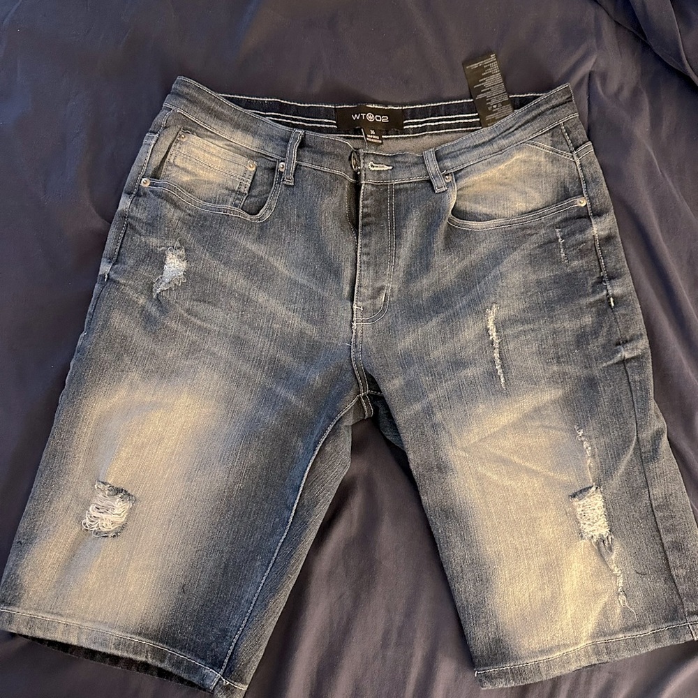 🔥MEN’S SHORTS SIZE 36🔥